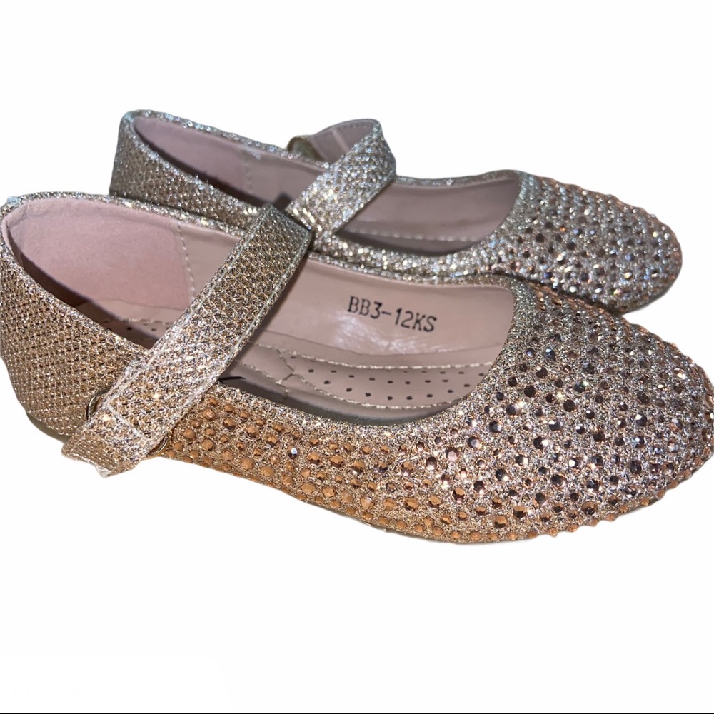 Little girls sandals